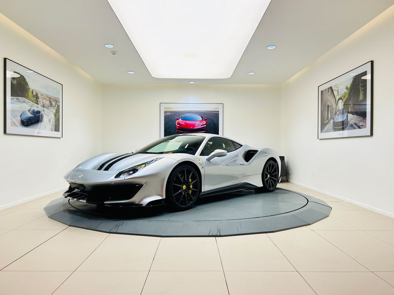 FERRARI 488 PISTA Bi-Turbo 720cv