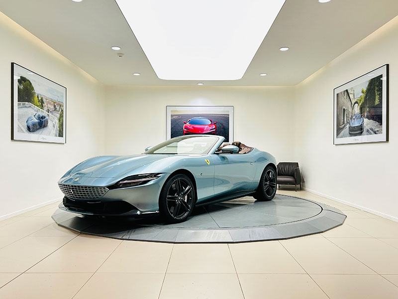 FERRARI ROMA SPIDER Bi-turbo