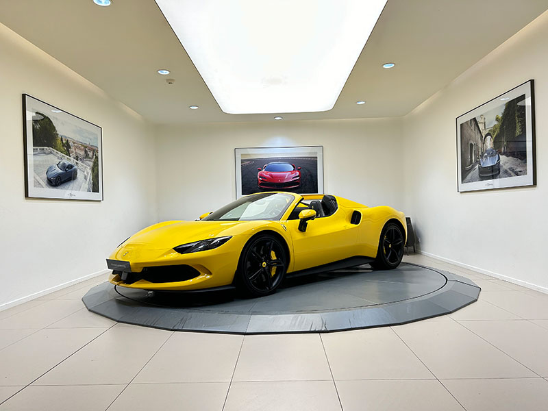 FERRARI 296 GTS Cabriolet