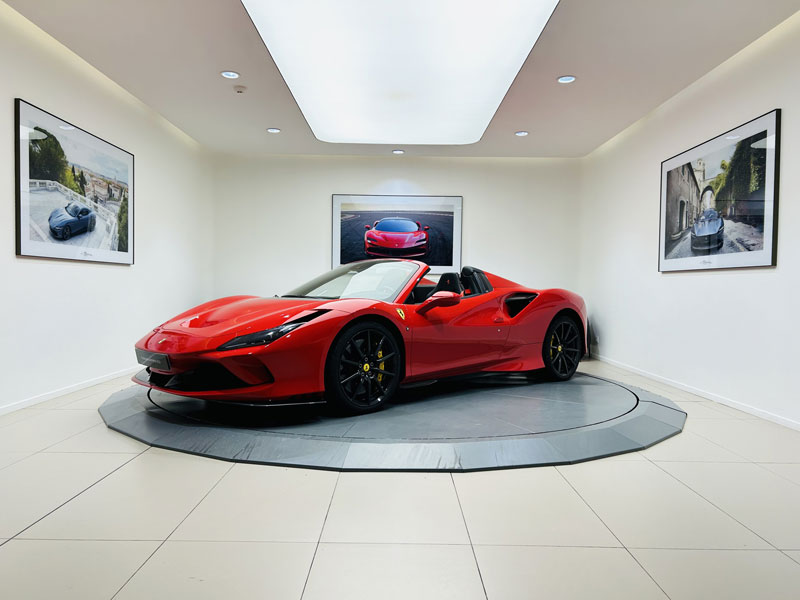 FERRARI F8 SPIDER 720 cv