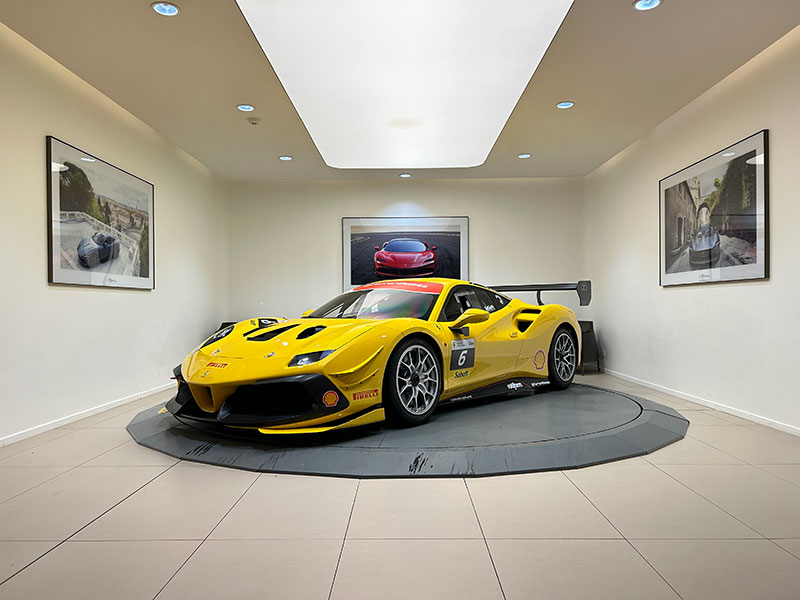 FERRARI 488 CHALLENGE 670cv